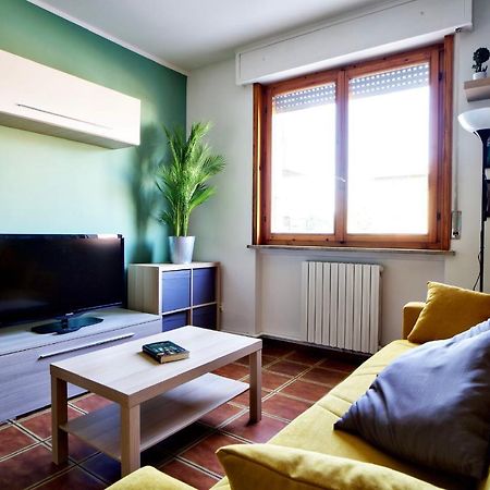 Casa Zoe Apartment Free Parking,Self Check In & Free Wi Fi Парма Экстерьер фото