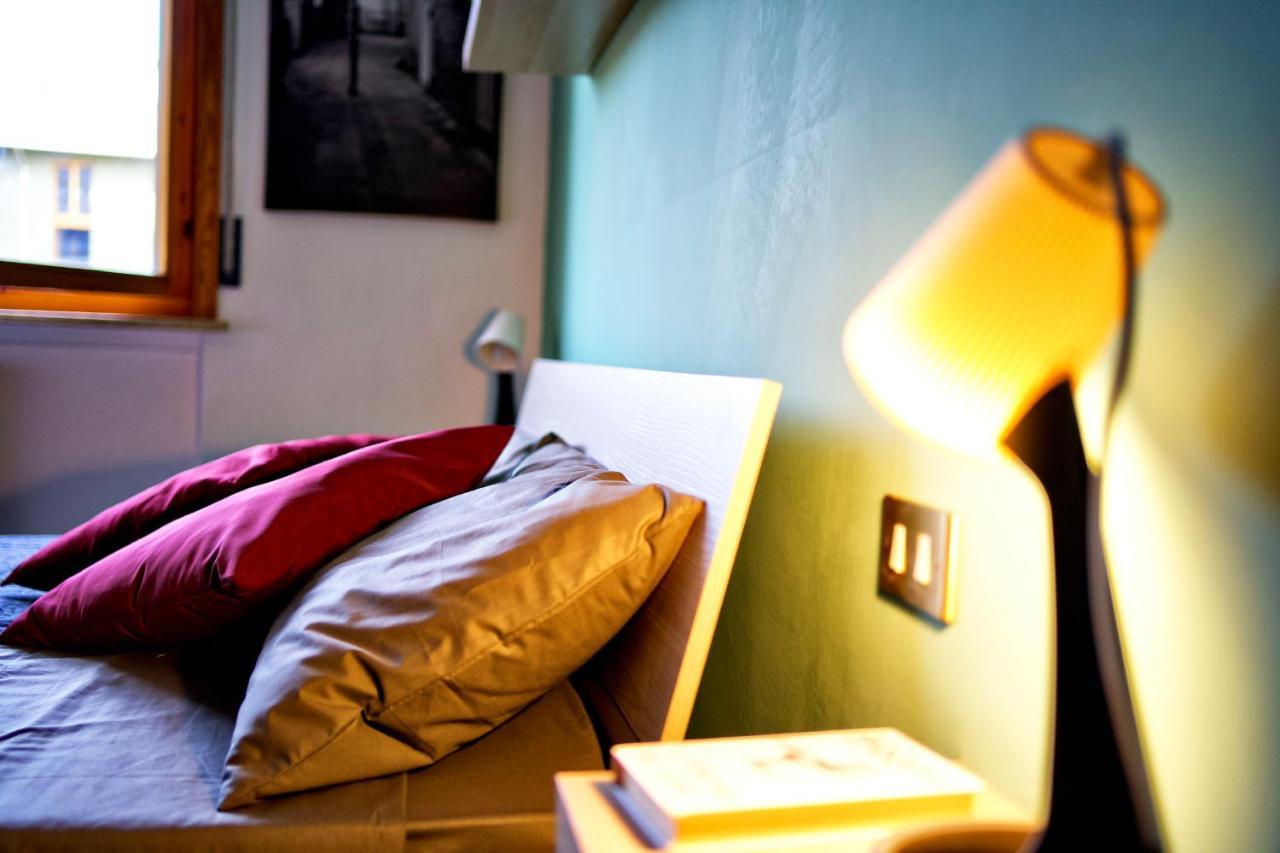 Casa Zoe Apartment Free Parking,Self Check In & Free Wi Fi Парма Экстерьер фото