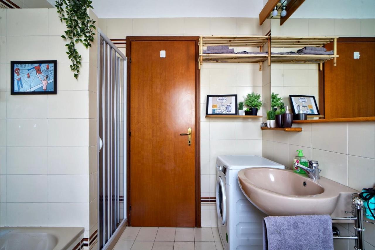 Casa Zoe Apartment Free Parking,Self Check In & Free Wi Fi Парма Экстерьер фото