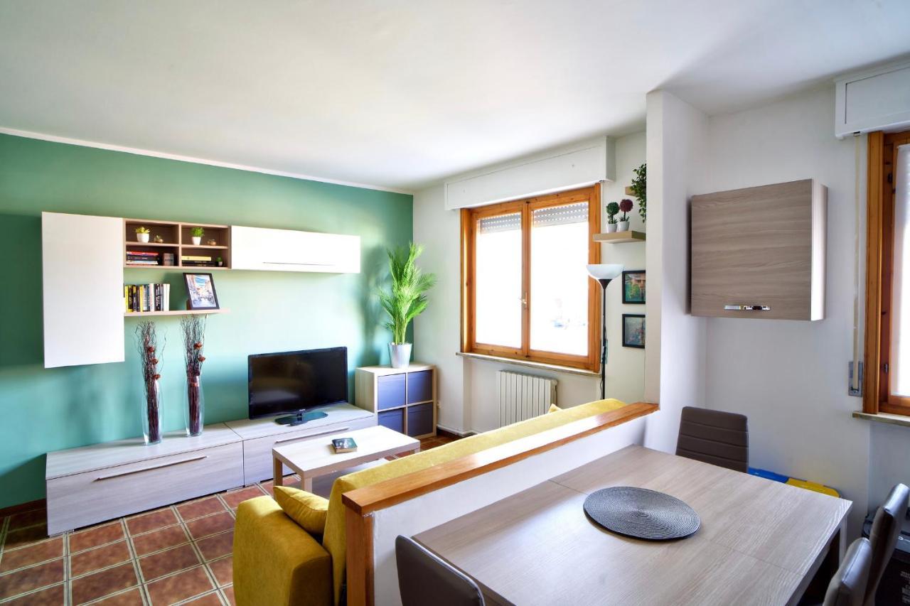 Casa Zoe Apartment Free Parking,Self Check In & Free Wi Fi Парма Экстерьер фото